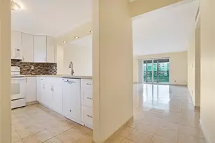 111 SE 3 Ave Unit, Dania Beach, FL 33004 - Photo 3