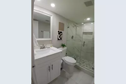 907 Cypress Terrace #104, Pompano Beach, FL 33069 - Photo 17