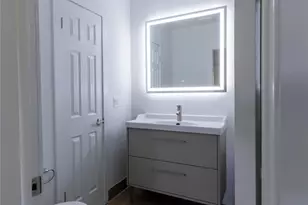 2424 SE 17th St, Fort Lauderdale, FL 33316 - Photo 13