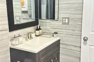 4046 NW 19th St, Lauderhill, FL 33313 - Photo 19