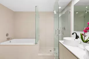 2600 E Hallandale Beach Blvd, Hallandale Beach, FL 33009 - Photo 17