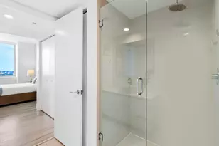 2600 E Hallandale Beach Blvd, Hallandale Beach, FL 33009 - Photo 21