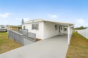 7897 SE Swan Ave, Hobe Sound, FL 33455 - Photo 1