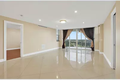 3499 Oaks Way #909, Pompano Beach, FL 33069 - Photo 3