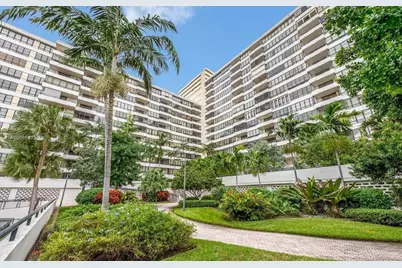 500 Three Islands Boulevard #607, Hallandale Beach, FL 33009 - Photo 7