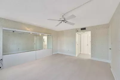 1000 Saint Charles Place #305, Hollywood, FL 33026 - Photo 9