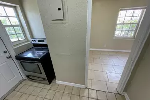 981 NW 16th Ave, Fort Lauderdale, FL 33311 - Photo 13