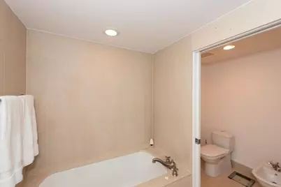 6899 Collins Avenue #908, Miami Beach, FL 33141 - Photo 15