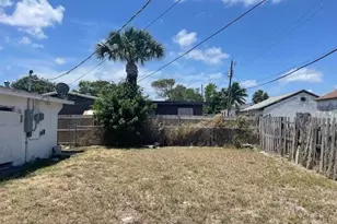 1104 W 24th St, Riviera Beach, FL 33404 - Photo 7