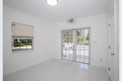 900 S Andrews Avenue, Fort Lauderdale, FL 33316 - Photo 9