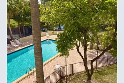 2306 S Cypress Bend Drive #319, Pompano Beach, FL 33069 - Photo 39