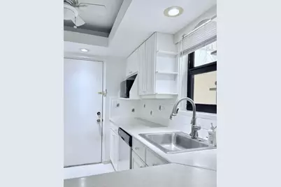 2306 S Cypress Bend Drive #319, Pompano Beach, FL 33069 - Photo 15