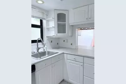 2306 S Cypress Bend Drive #319, Pompano Beach, FL 33069 - Photo 13