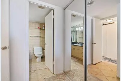 18021 Biscayne Boulevard #504, North Miami Beach, FL 33160 - Photo 17