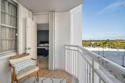 18021 Biscayne Boulevard #504, North Miami Beach, FL 33160 - Photo 21