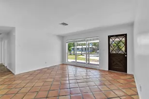 341 SE 8th St, Pompano Beach, FL 33060 - Photo 15