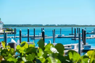 2404 Blue Lagoon, , FL - Photo 35