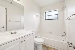 1091 Manor Dr, Palm Springs, FL 33461 - Photo 19