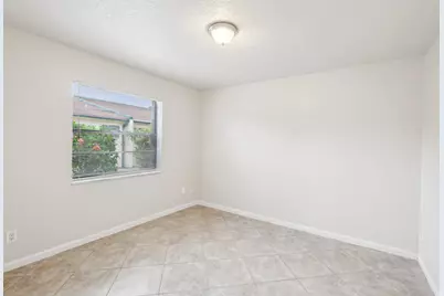 1091 Manor Drive, Palm Springs, FL 33461 - Photo 17