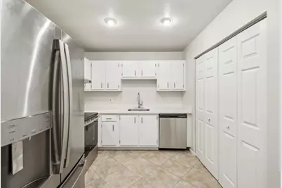 1091 Manor Drive, Palm Springs, FL 33461 - Photo 7