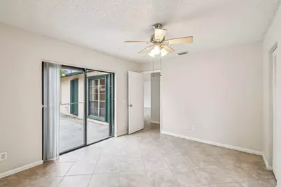 1091 Manor Drive, Palm Springs, FL 33461 - Photo 13