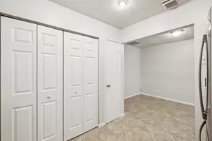 1091 Manor Dr, Palm Springs, FL 33461 - Photo 11