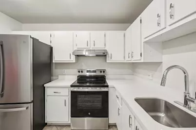 1091 Manor Drive, Palm Springs, FL 33461 - Photo 9