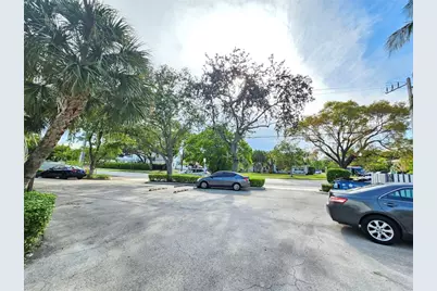 1354 Bayview Drive, Fort Lauderdale, FL 33304 - Photo 23