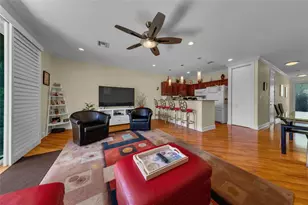 1327 SE 3rd Ave, Pompano Beach, FL 33060 - Photo 11