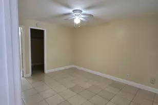 8775 NW 39th St, Sunrise, FL 33351 - Photo 13