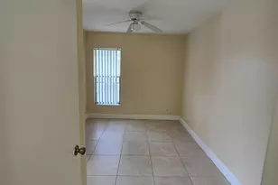 8775 NW 39th St, Sunrise, FL 33351 - Photo 7