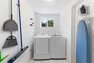 14 NE 29th St, Wilton Manors, FL 33334 - Photo 31