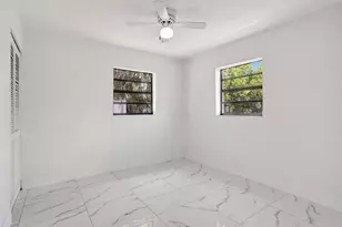 3060 NE 12th Ave, Pompano Beach, FL 33064 - Photo 17
