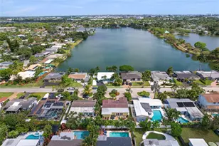 1736 NW 39th St, Oakland Park, FL 33309 - Photo 53