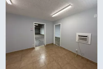 2808 NW 30th Avenue #2808 Bldg 4, Lauderdale Lakes, FL 33311 - Photo 3