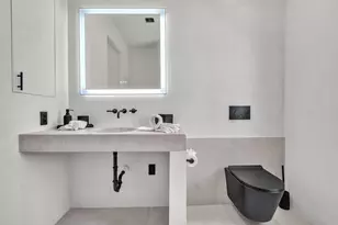 120 NE 25th St, Miami, FL 33137 - Photo 17