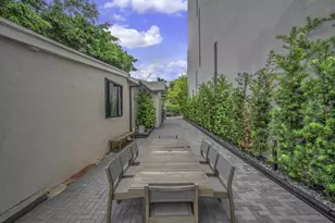 120 NE 25th St, Miami, FL 33137 - Photo 43
