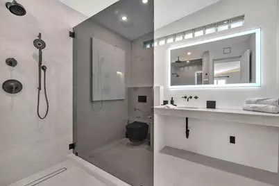 120 NE 25th Street, Miami, FL 33137 - Photo 9