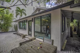 120 NE 25th St, Miami, FL 33137 - Photo 41