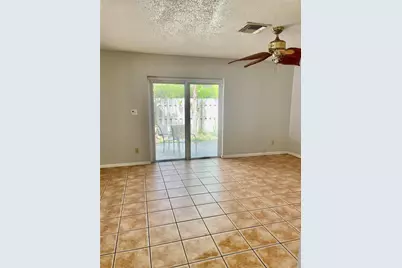 5871 Woodland Point Drive, Tamarac, FL 33319 - Photo 5