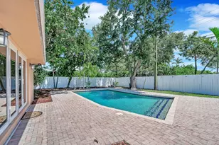 1870 NE 197th Terrace, Miami, FL 33179 - Photo 39