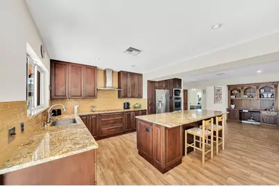 1870 NE 197th Terrace, Miami, FL 33179 - Photo 45