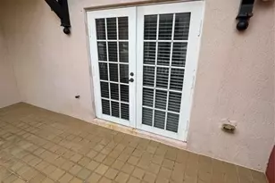 1033 NE 17th Way, Fort Lauderdale, FL 33304 - Photo 7