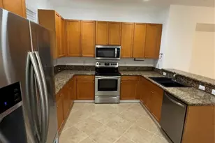 1033 NE 17th Way, Fort Lauderdale, FL 33304 - Photo 19