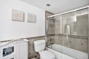 1051 Hillsboro Mile, Hillsboro Beach, FL 33062 - Photo 19