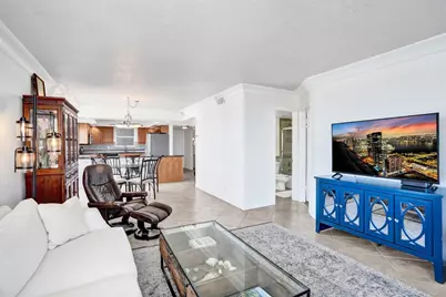 1051 Hillsboro Mile #809E, Pompano Beach, FL 33062 - Photo 11