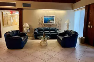 7897 Golf Cir Dr, Margate, FL 33063 - Photo 9