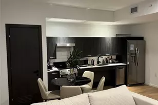 398 NE 5th St, Miami, FL 33132 - Photo 3