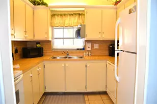 255 S Cypress Rd, Pompano Beach, FL 33060 - Photo 23