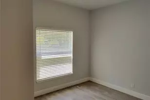 2580 15th St, Vero Beach, FL 32962 - Photo 3